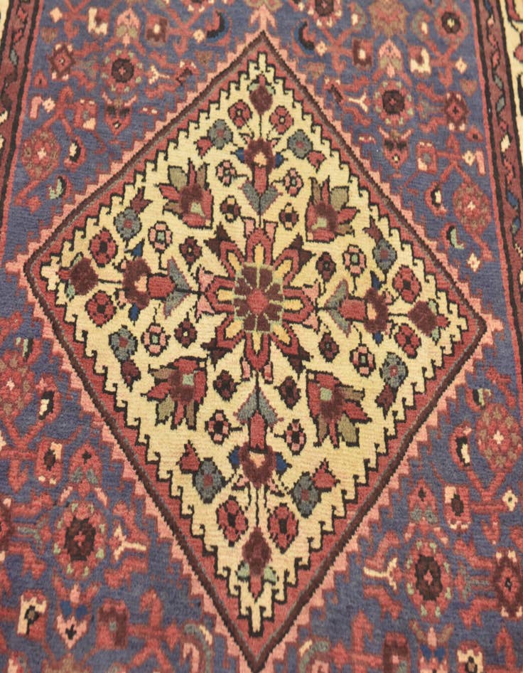 Detail image of 3' 10 x 9' 10 Hand Knotted Hossainabad Persian Wool Runner Rug