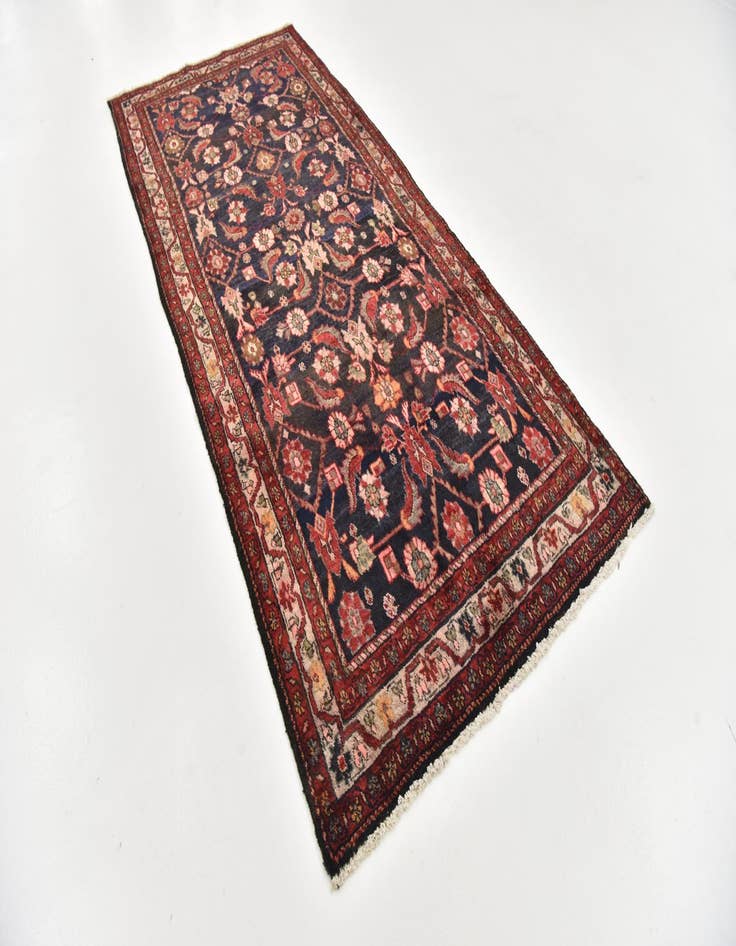 Detail image of 4' 5 x 9' 10 Hand Knotted Hossainabad Persian Wool Runner Rug