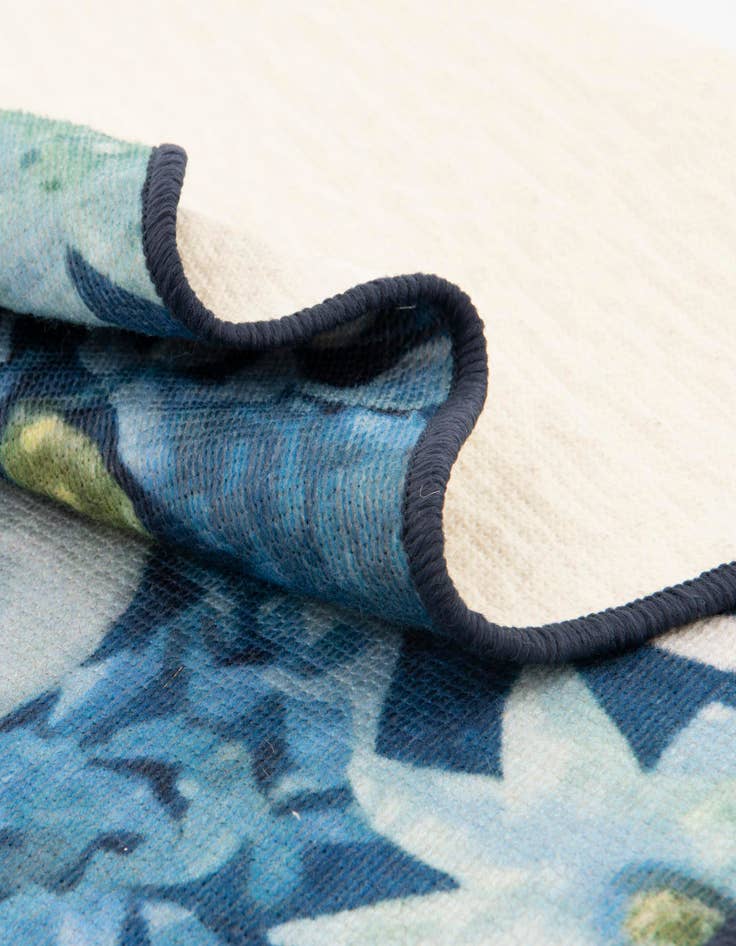 Detail image of  2' x 8'  Washable Jill Zarin Caribbean Indoor / Outdoor Runner Rug