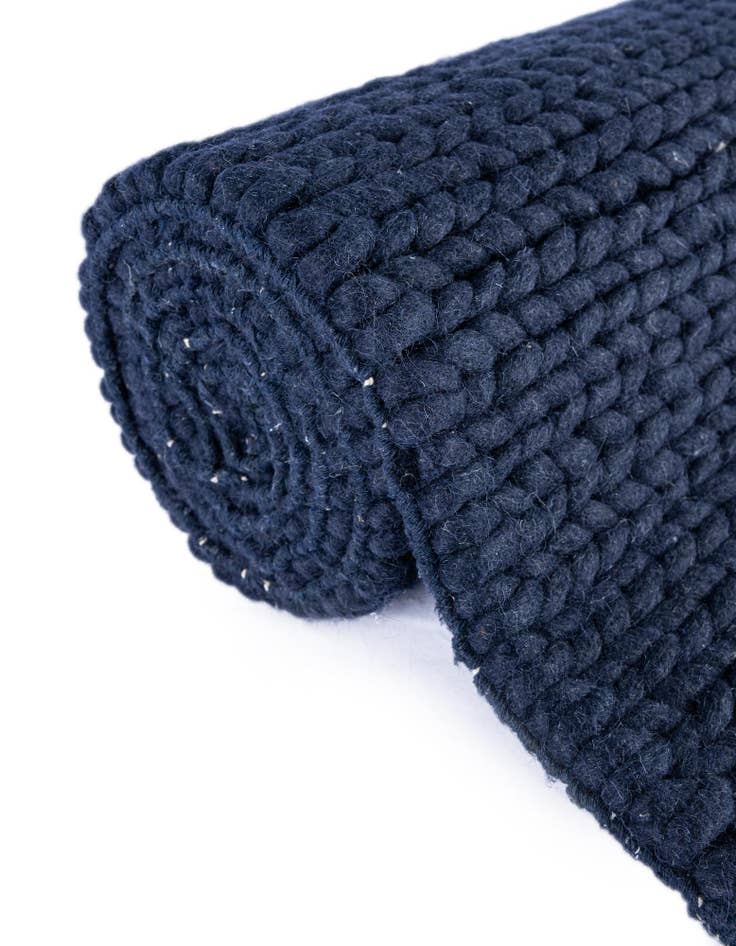 Detail image of  2' x 8'  Hand Woven Lana New Zealand Wool Runner Rug