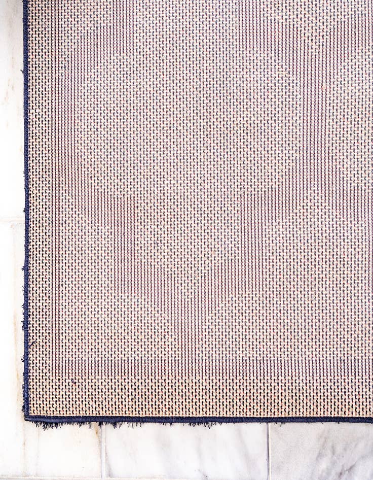 Detail image of  2' x 6' 9 Lattice Shag Runner Rug