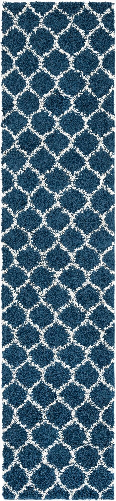  2' 7 x 12' Lattice Shag Runner Rug