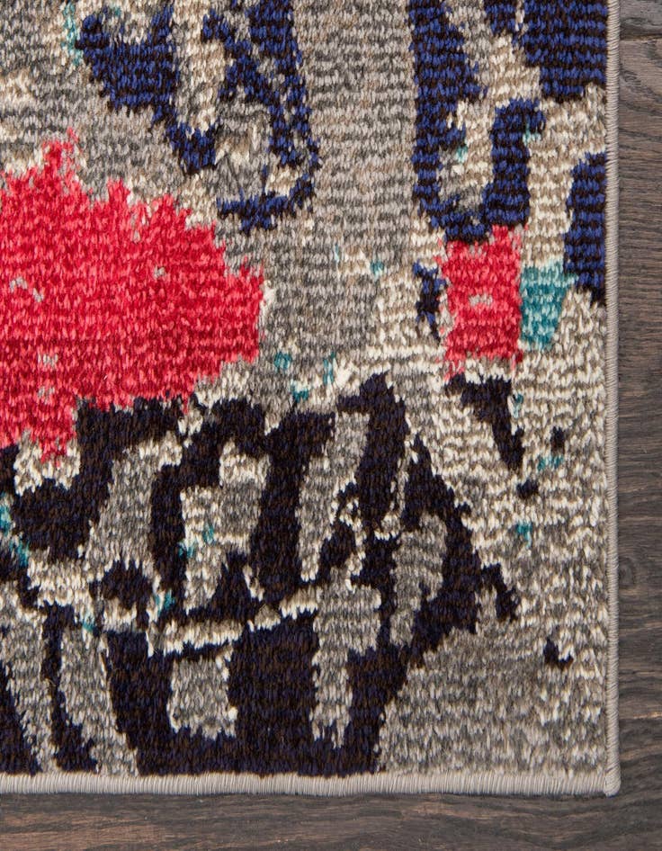 Detail image of  2' 7 x 10'  Washable Mesa Runner Rug