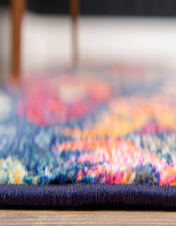 Detail image of 2' 7 x 10' Washable Mesa Runner Rug