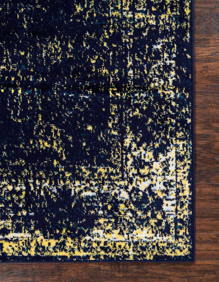 Detail image of  2' x 9' 10 Monte Carlo Runner Rug