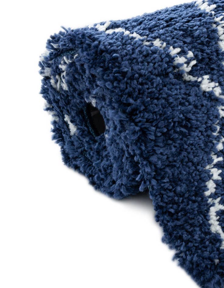 Detail image of  2' 7 x 10' Moroccan Shag Runner Rug