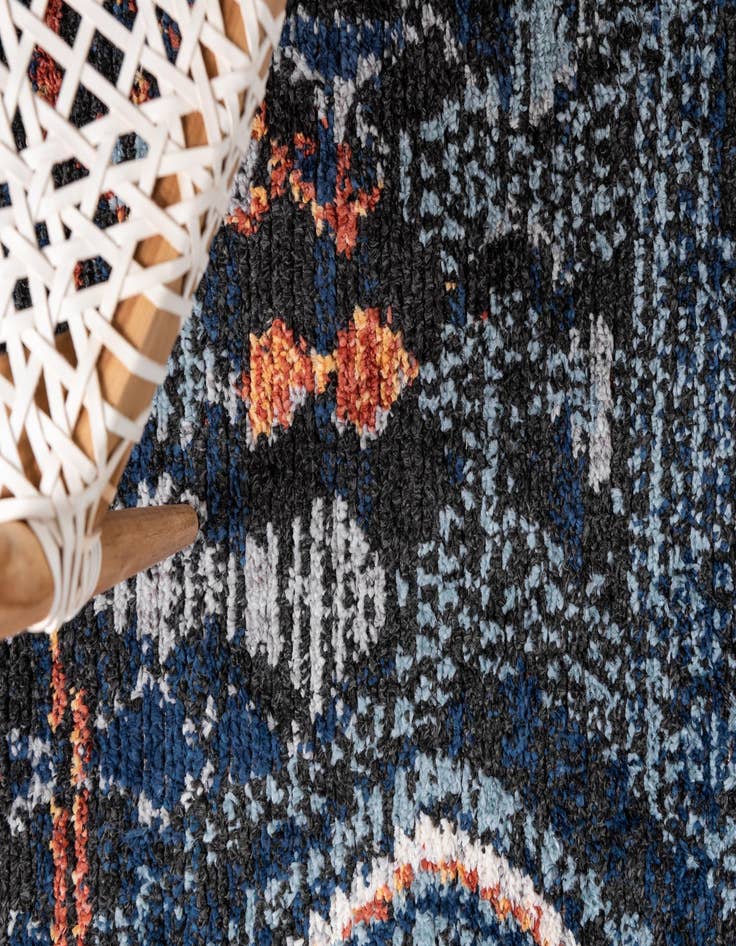 Detail image of  2' 7 x 10' Morocco Runner Rug