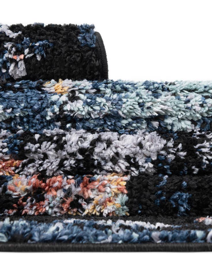 Detail image of  2' 7 x 10' Morocco Runner Rug