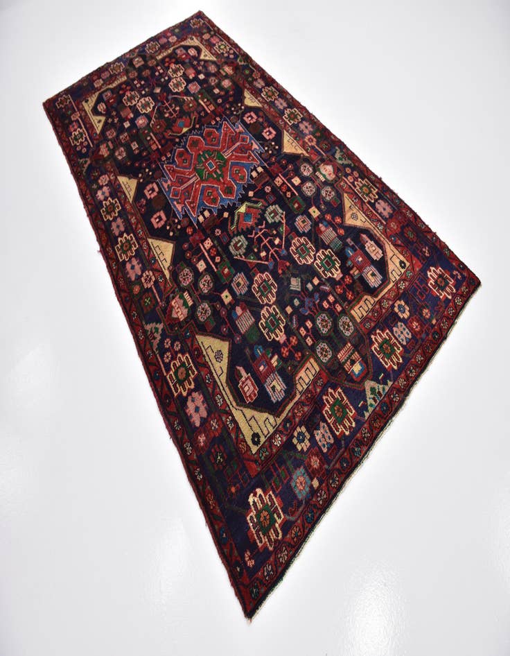 Detail image of 5' 5 x 10' Hand Knotted Nahavand Persian Wool Runner Rug