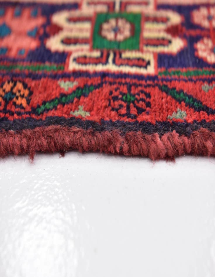 Detail image of 5' 5 x 10' Hand Knotted Nahavand Persian Wool Runner Rug