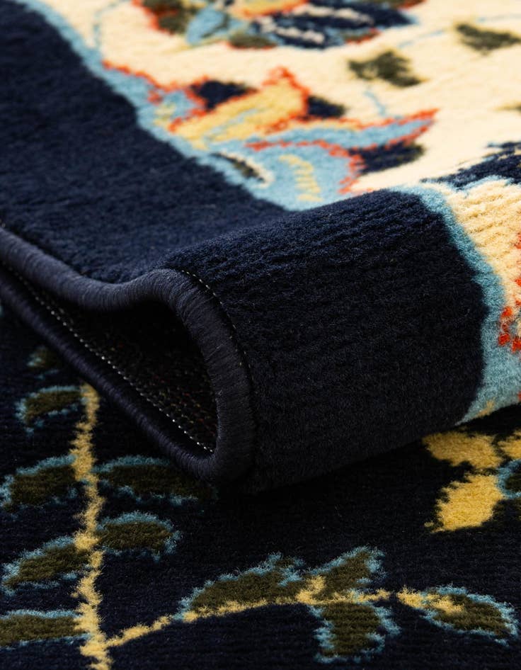 Detail image of  2' 7 x 10' Neda Runner Rug