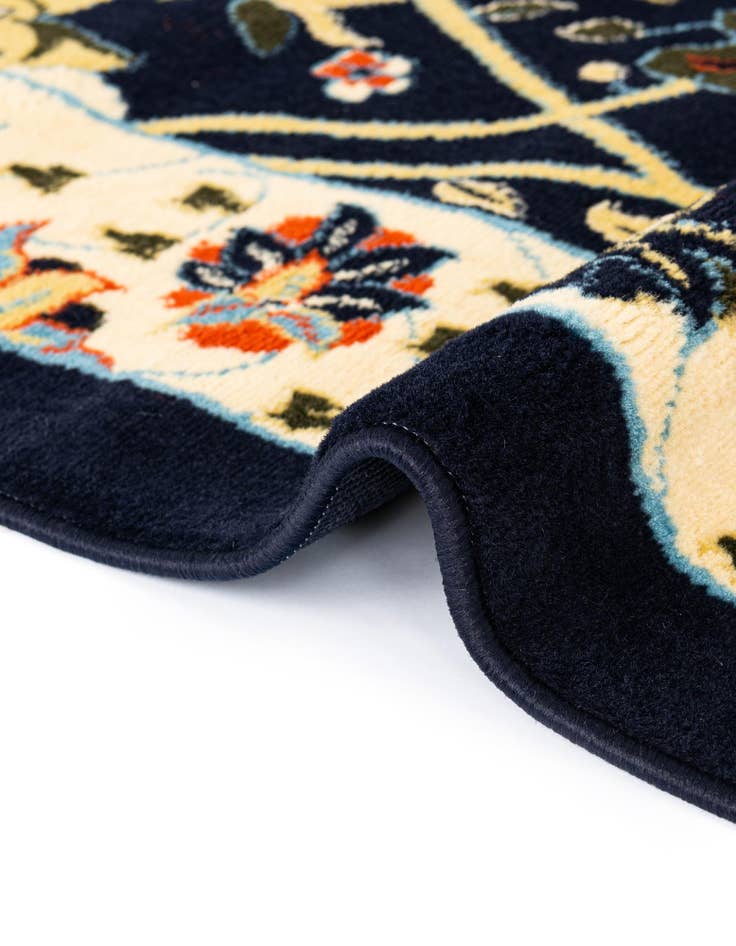 Detail image of  2' 7 x 10' Neda Runner Rug