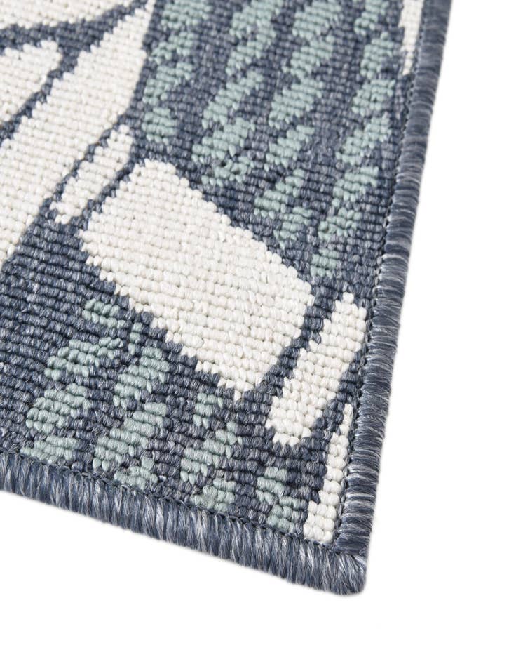 Detail image of  2' x 6'  Washable Coastal Indoor / Outdoor Runner Rug