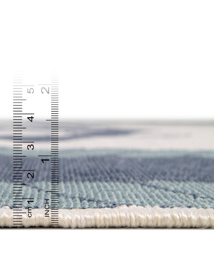 Detail image of  2' 7 x 10'  Washable Coastal Indoor / Outdoor Runner Rug
