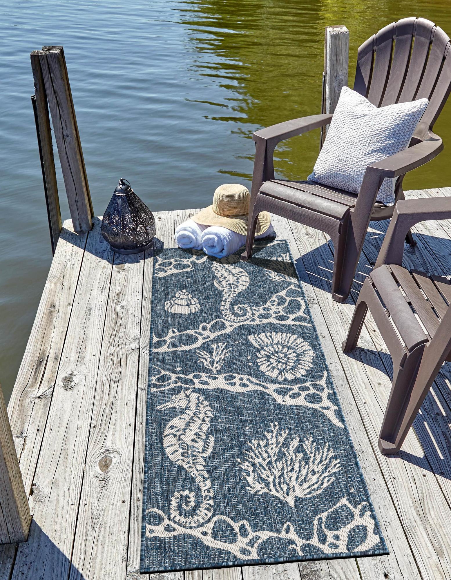 Navy Blue 2' x 8' Coastal Indoor / Outdoor Runner Rug | Rugs.com