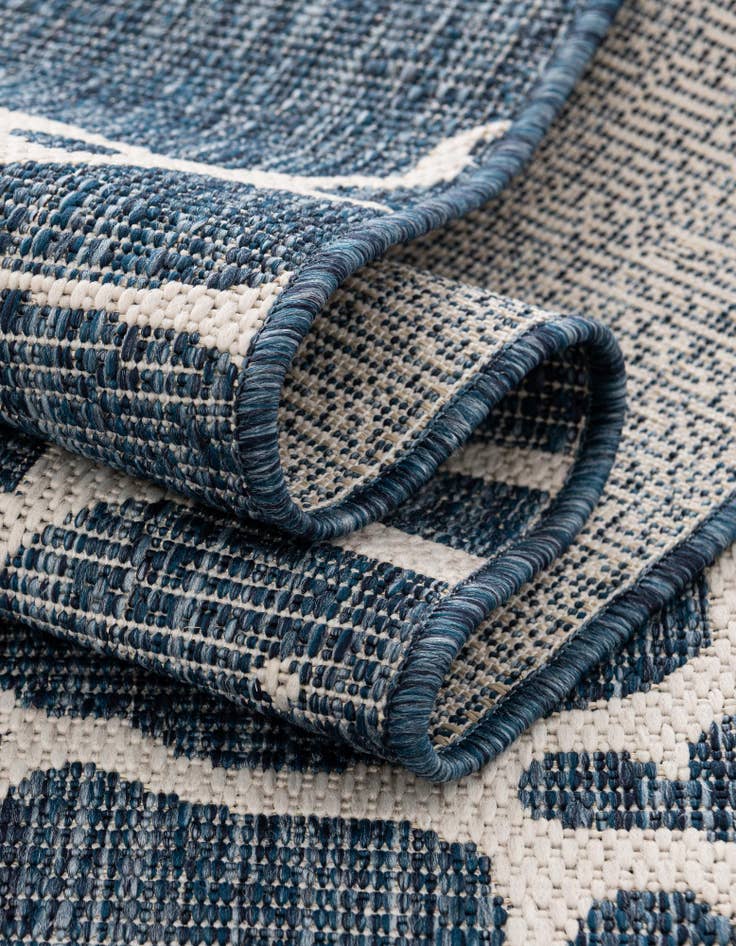 Detail image of  2' x 5' 3  Washable Coastal Indoor / Outdoor Runner Rug