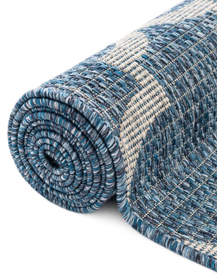 Detail image of  2' x 8'  Washable Lattice Indoor / Outdoor Runner Rug