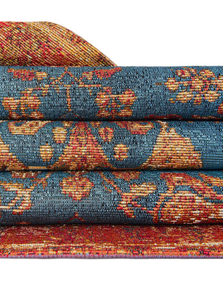 Detail image of  2' x 5'  Washable Traditional Indoor / Outdoor Runner Rug