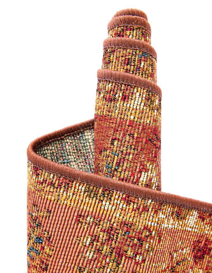 Detail image of  2' x 5'  Washable Traditional Indoor / Outdoor Runner Rug