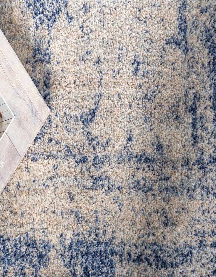 Detail image of  2' 2 x 6' Oxfordshire Runner Rug