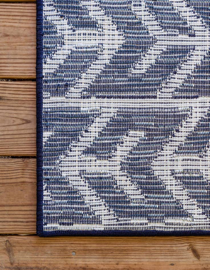 Detail image of  2' 7 x 12'  Washable Sabrina Soto Aston Indoor / Outdoor Runner Rug