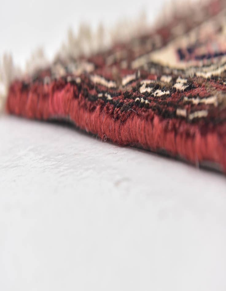 Detail image of  3' 9 x 10'  Hand Knotted Shahsavand Persian Wool Runner Rug