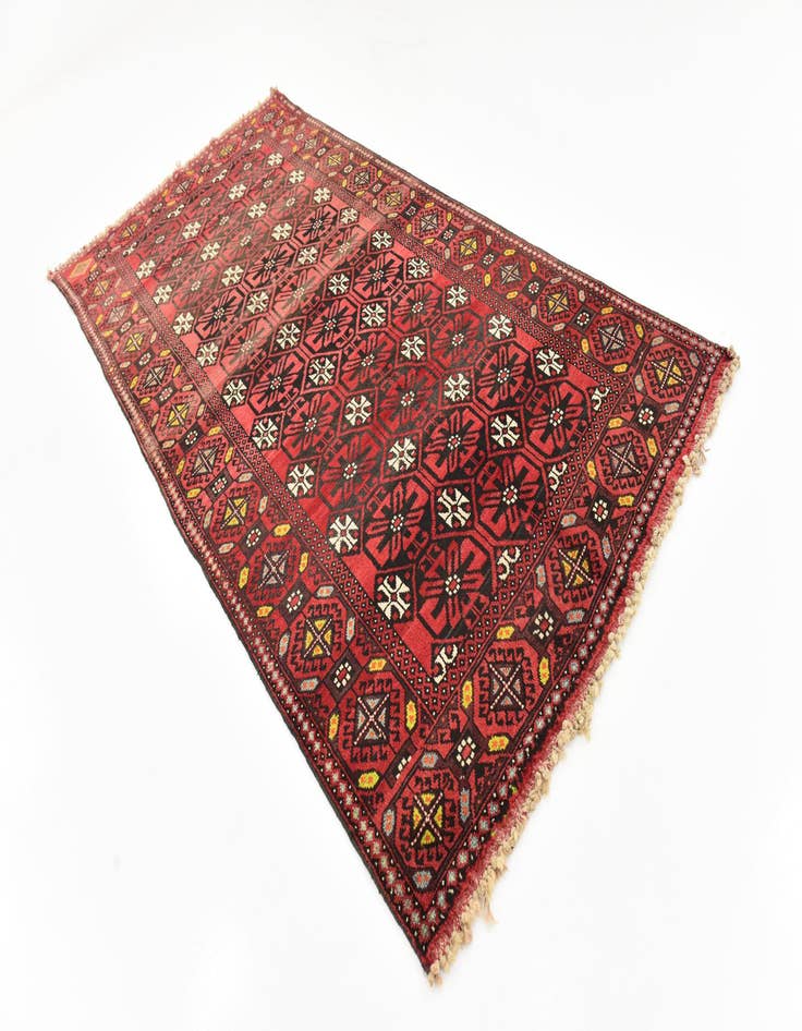 Detail image of  4' 10 x 9' 10  Hand Knotted Shiraz Persian Wool Runner Rug