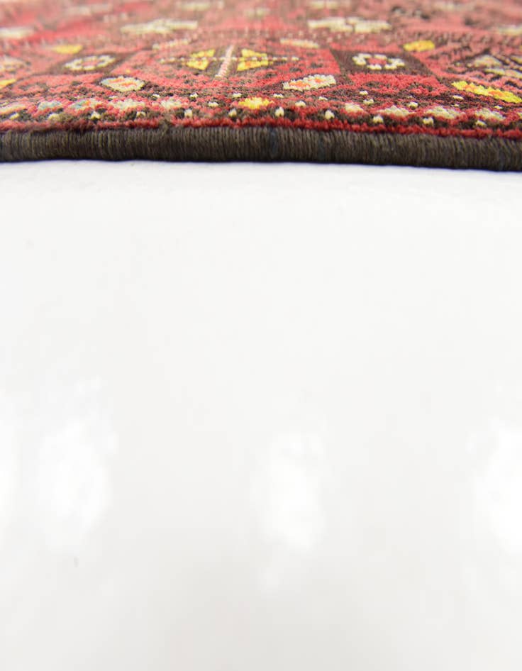 Detail image of  4' 10 x 9' 10  Hand Knotted Shiraz Persian Wool Runner Rug