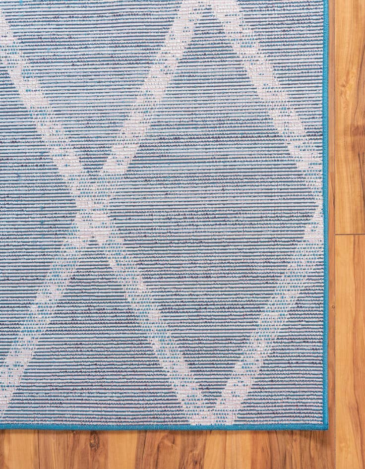 Detail image of  2' 2 x 6' Starlight Runner Rug