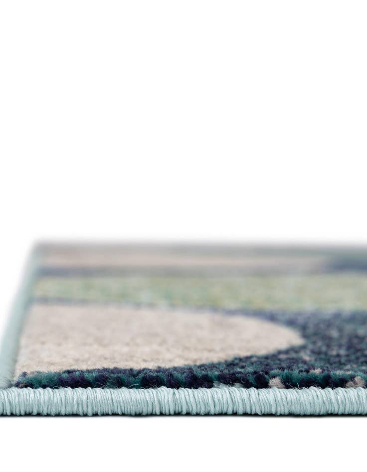 Detail image of  2' 7 x 10'  Washable Theia Runner Rug