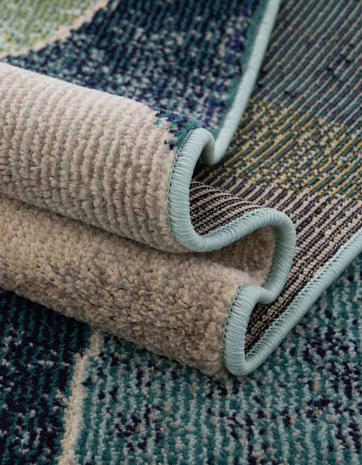 Detail image of  2' 7 x 10'  Washable Theia Runner Rug