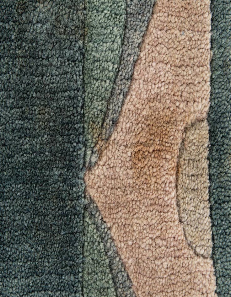 Detail image of  2' 6 x 8'  Hand Knotted Tibet Wool Runner Rug