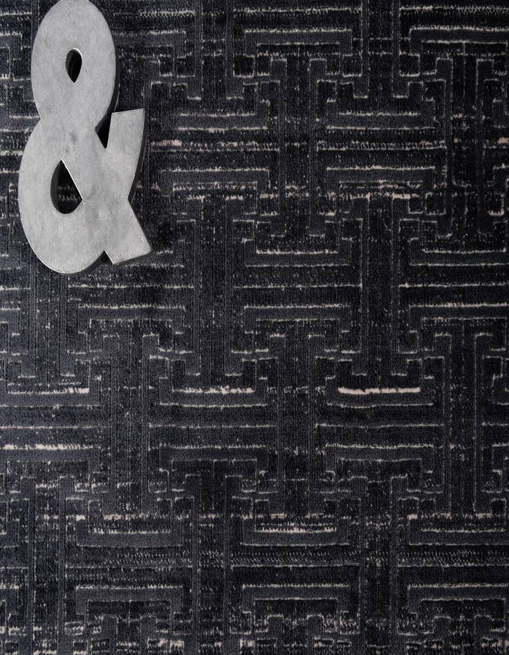 Detail image of Jill Zarin 2' 7 x 8' Uptown Park Avenue Runner Rug