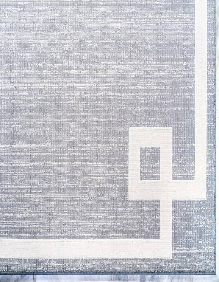 Detail image of Jill Zarin 2' 7 x 14' Uptown Lenox Hill Runner Rug