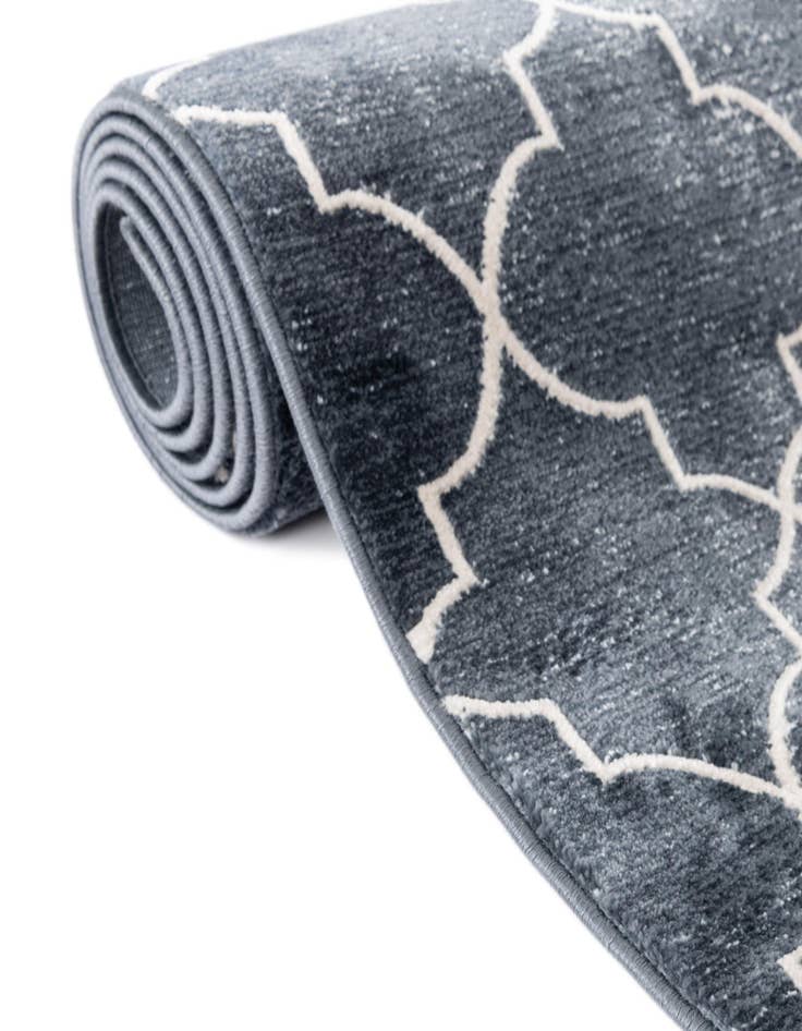 Detail image of Jill Zarin 2' 2 x 6' Uptown Lincoln Center Runner Rug