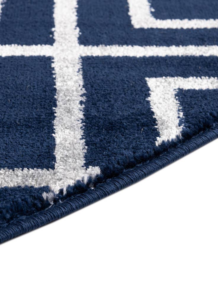 Detail image of  7' 10 x 7' 10  Marilyn Monroe&trade; Glam Deco Round Rug