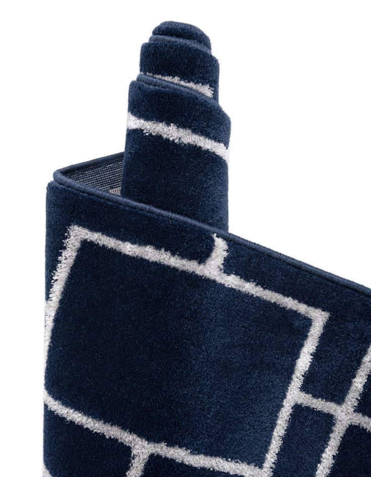 Detail image of  2' x 6'  Marilyn Monroe&trade; Glam Deco Runner Rug