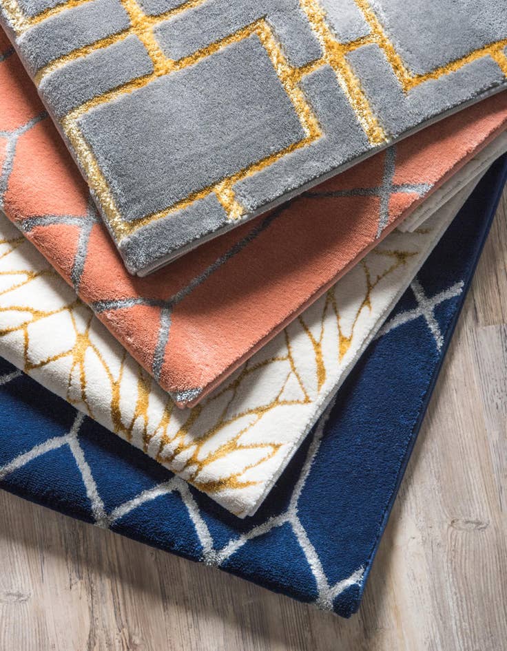 Detail image of  2' 7 x 12'  Marilyn Monroe&trade; Glam Trellis Runner Rug