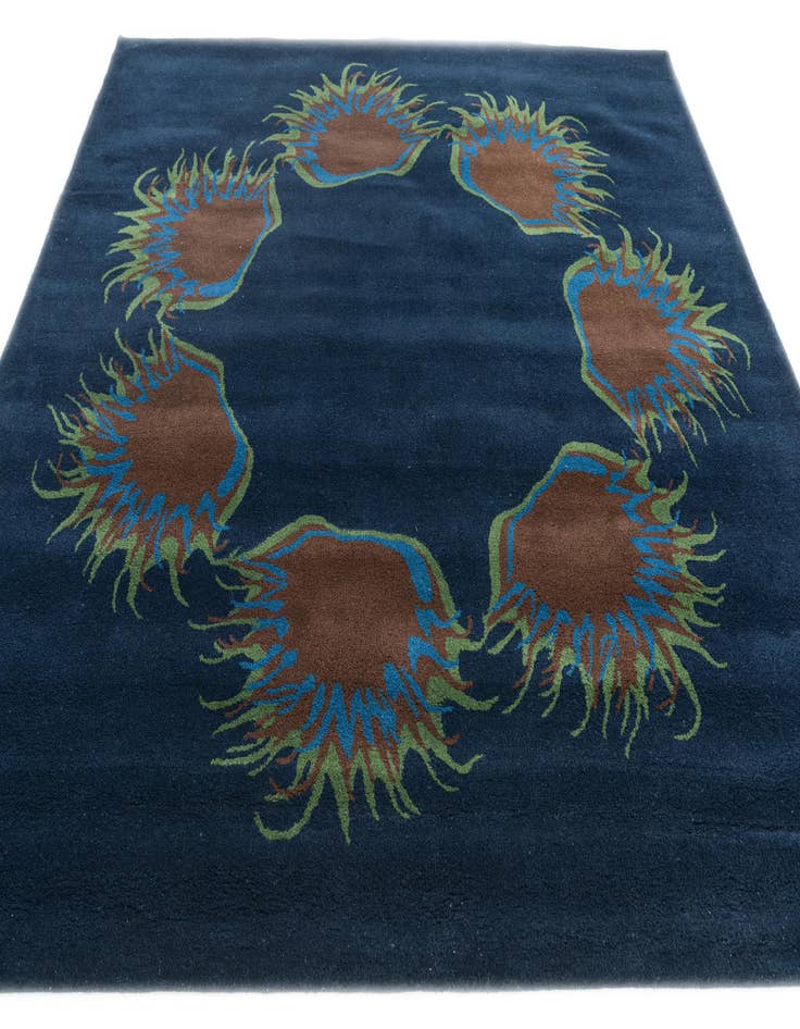 Detail image of  7' 6 x 7' 7 Agra Square Rug