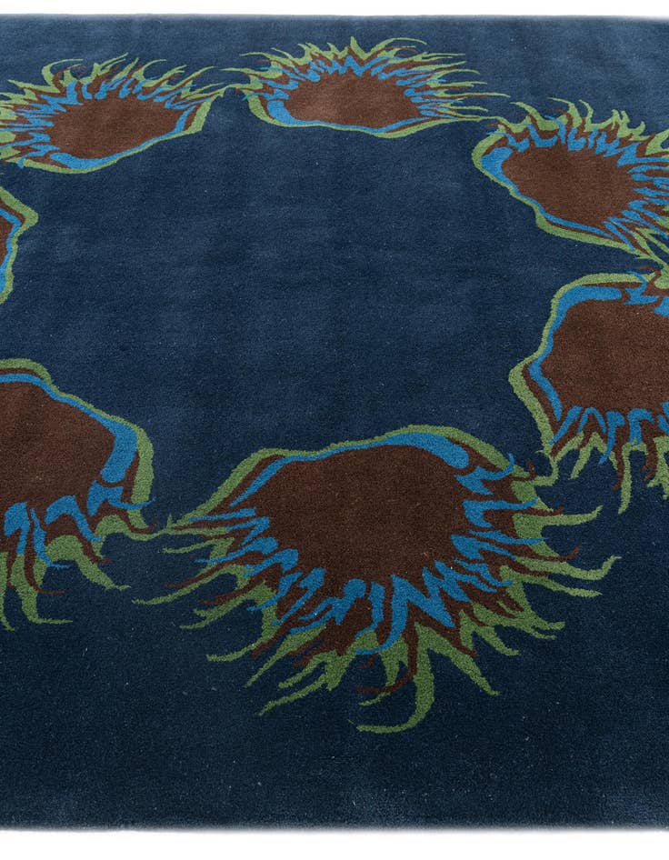 Detail image of  7' 6 x 7' 7 Agra Square Rug