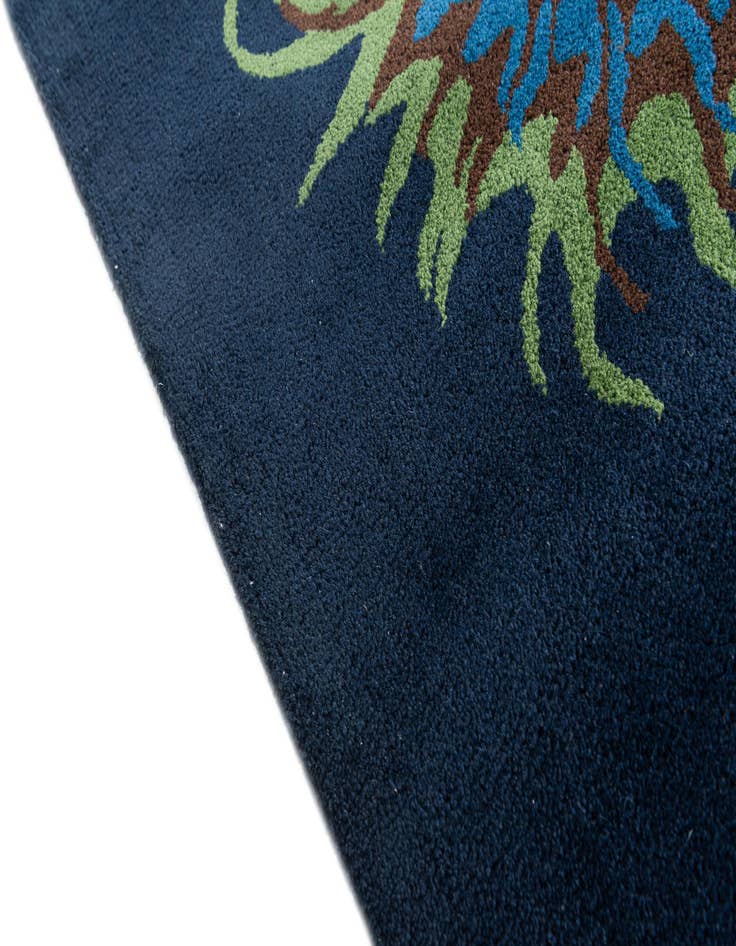 Detail image of  7' 7 x 7' 7 Agra Square Rug
