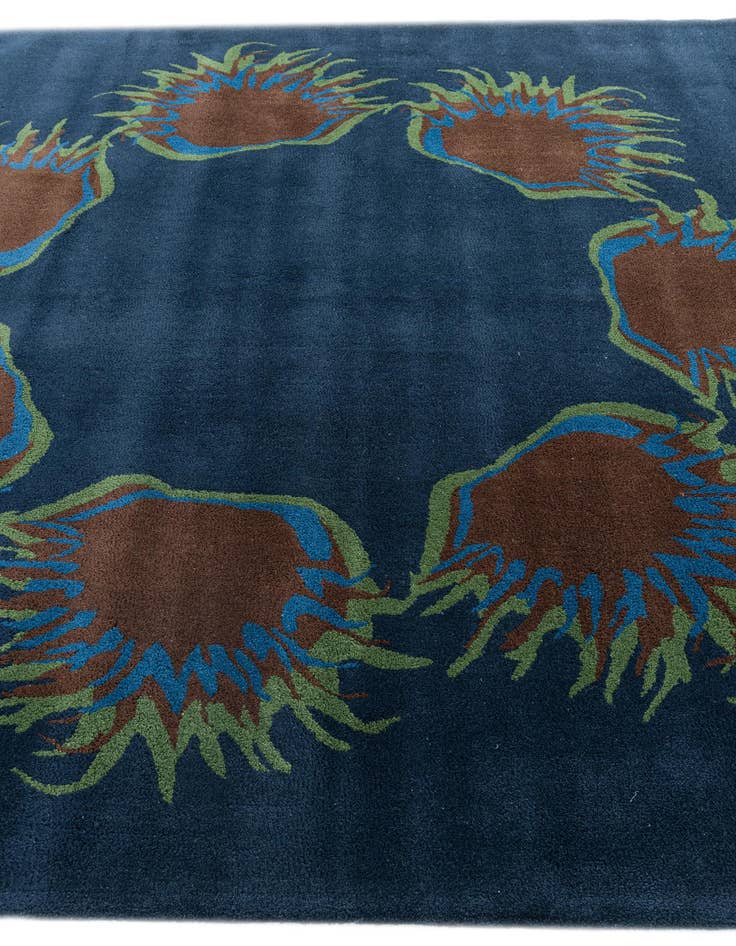 Detail image of  7' 6 x 7' 7 Agra Square Rug