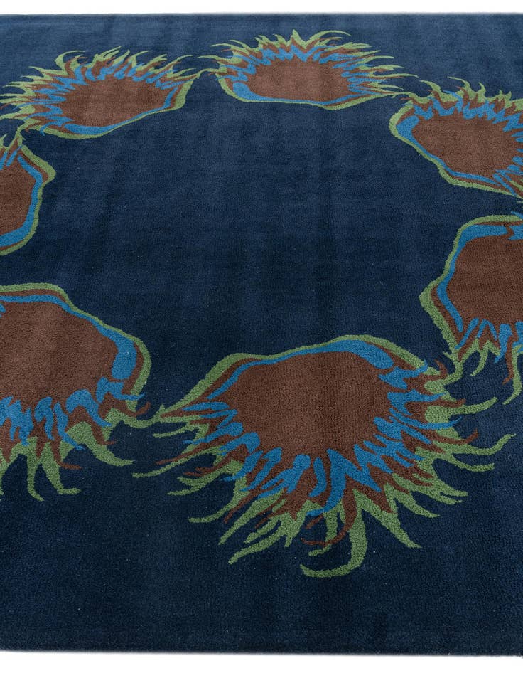 Detail image of  7' 7 x 7' 7 Agra Square Rug