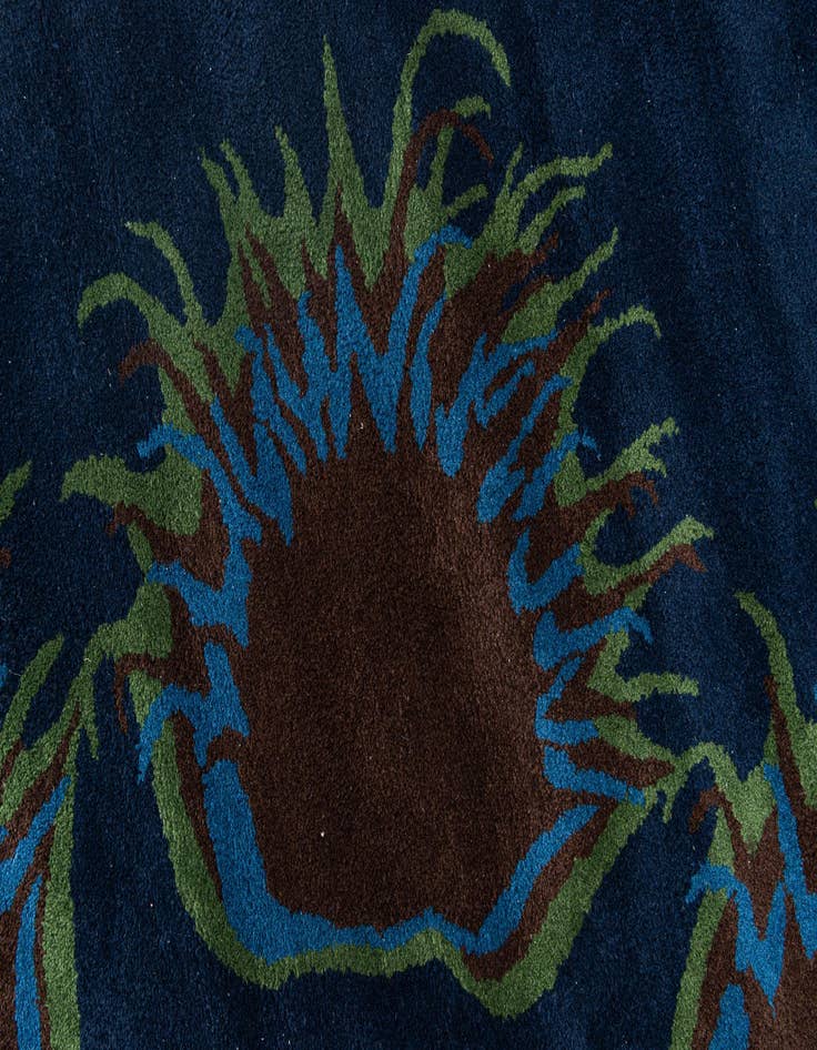 Detail image of  7' 6 x 7' 7 Agra Square Rug