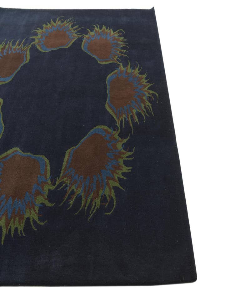 Detail image of  7' 7 x 7' 7 Agra Square Rug