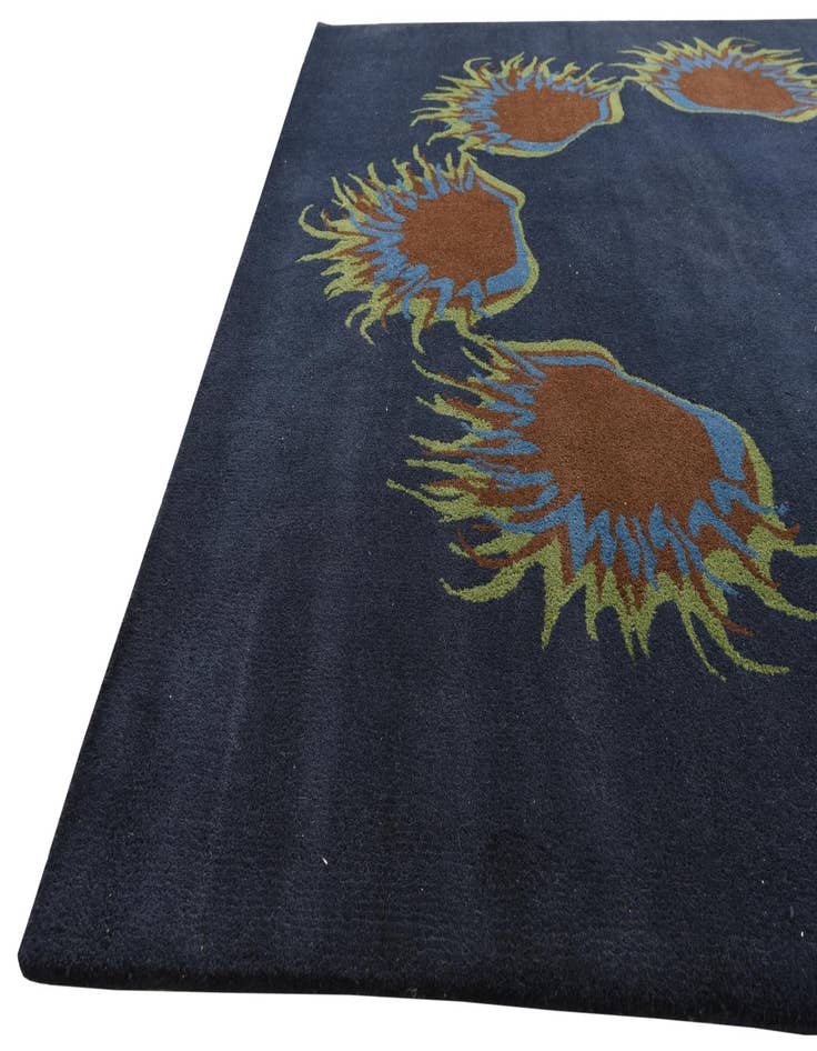 Detail image of  7' 4 x 7' 4 Agra Square Rug