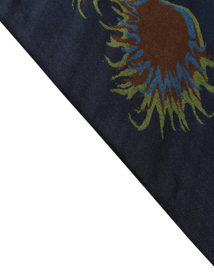 Detail image of  7' 4 x 7' 4 Agra Square Rug