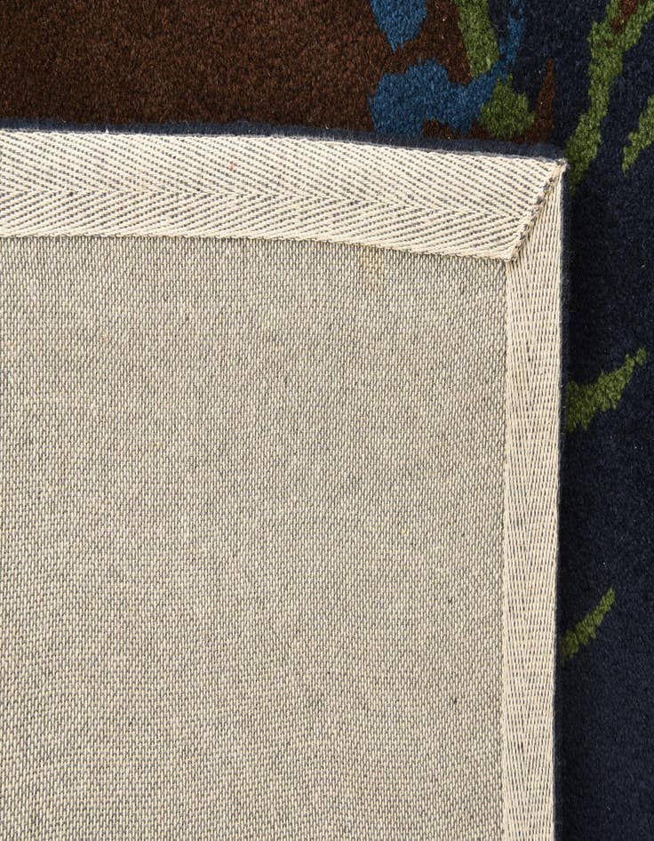 Detail image of  7' 4 x 7' 4 Agra Square Rug