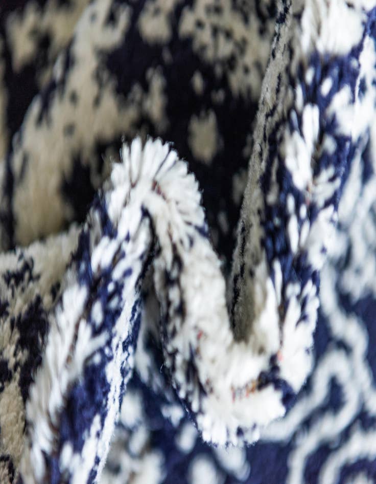 Detail image of  5' 3 x 5' 3 Arlington Square Rug