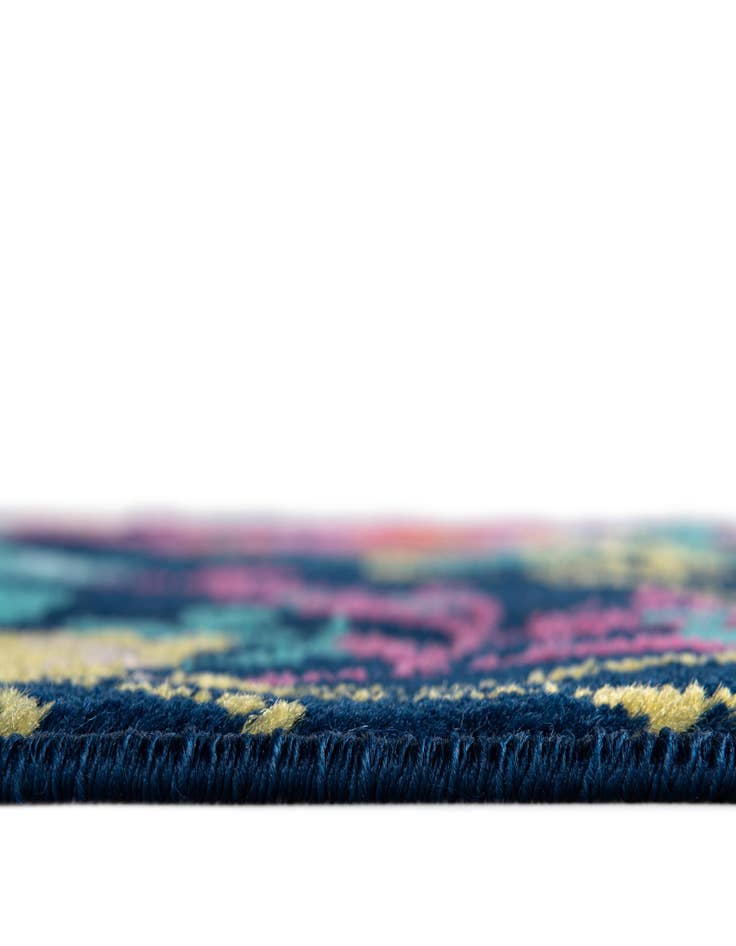 Detail image of  10' x 10' Azalea Square Rug